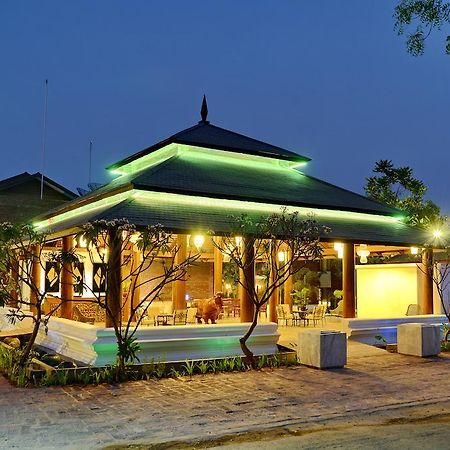 נייאונגו Zfreeti Hotel מראה חיצוני תמונה
