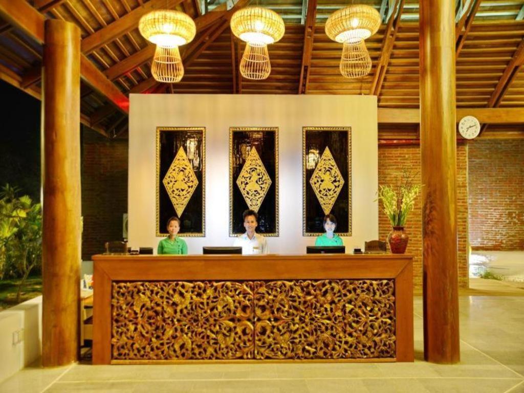 נייאונגו Zfreeti Hotel מראה חיצוני תמונה